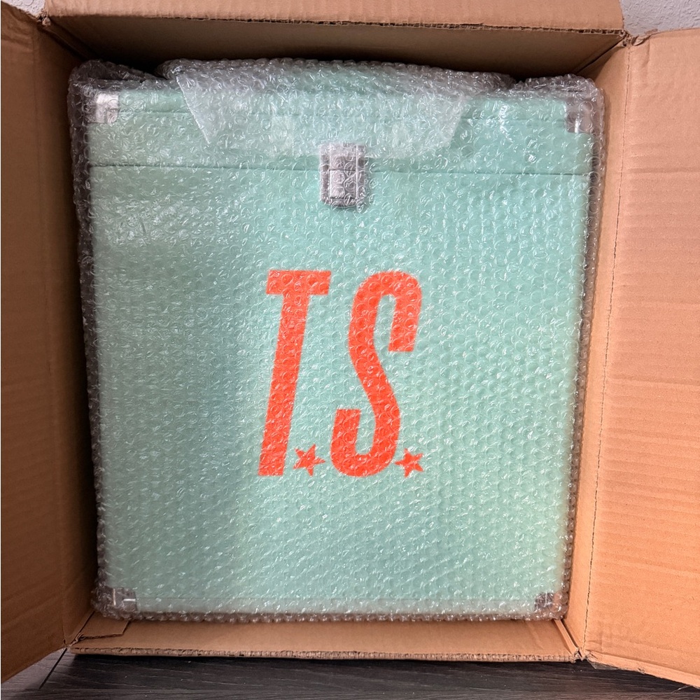 Taylor Swift The Life of A Showgirl Vinyl Case SOLD OUT NWT record storage